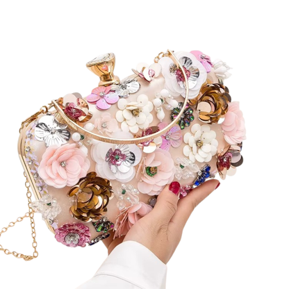 Pochette de soirée à Fleurs Sculptées | Elégance & Style