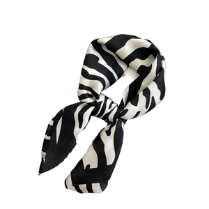 Foulard carré pour Femme - 70×70 cm | Élégance & Chic